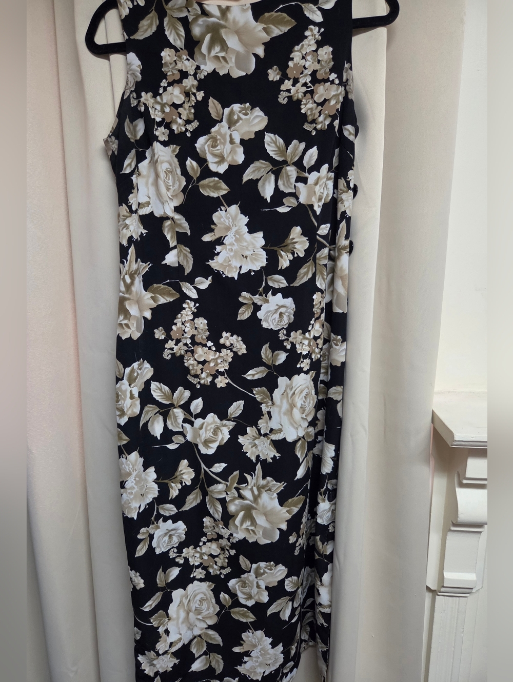 R&K Originals Sleeveless Black Floral Maxi Dress with Cream Roses Size 10